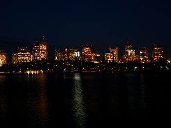 Skyline (090404) 14