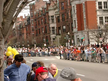 Boston Marathon (190404) 11