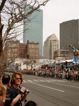 Boston Marathon (190404) 35