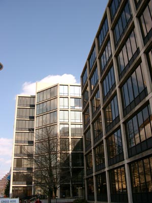 Skyline & MIT 16