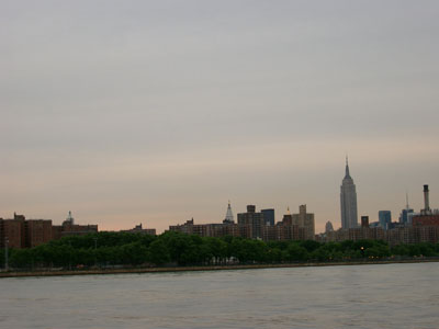 NY Around Manhattan (040604) 23