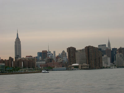 NY Around Manhattan (040604) 24
