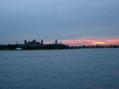 NY Around Manhattan (040604) 40