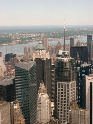 NY Empire State Bldg (040604) 17