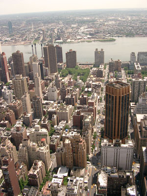 NY Empire State Bldg (040604) 28