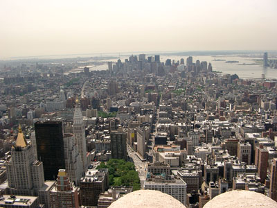 NY Empire State Bldg (040604) 30