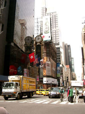 NY Time Square (040604) 09