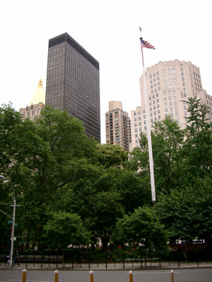 NY Midtown (050604) 15