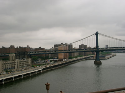 NY Brooklyn Bridge (060604) 21