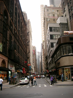 NY Wall St + Finacial District (060604) 01