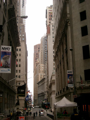 NY Wall St + Finacial District (060604) 14